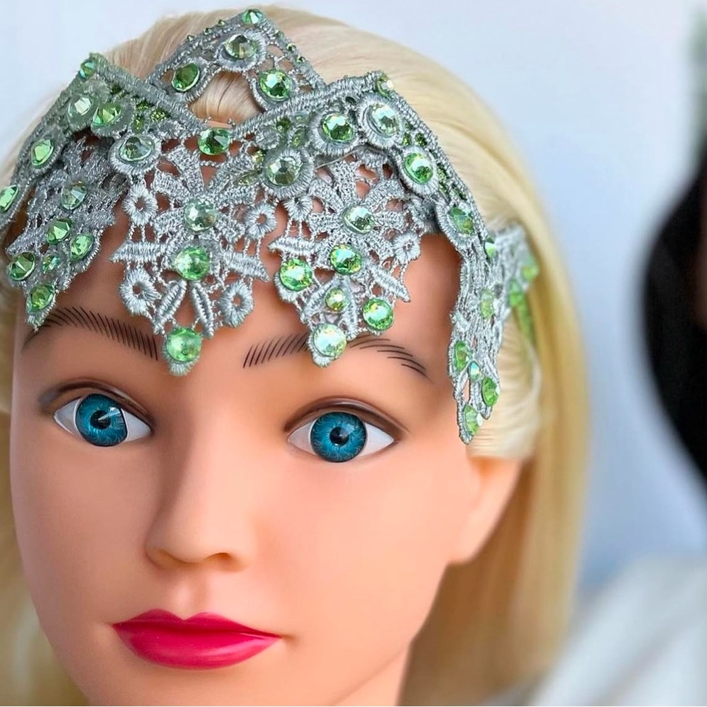 Vintage-Inspired Silver and Green Hair Accessory